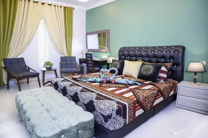 Ghazrin'S Garuda Hotel Johor Bahru