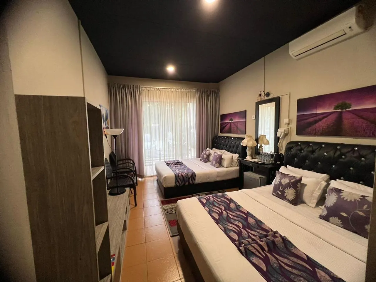 Ghazrin'S Garuda Hotel Johor Bahru