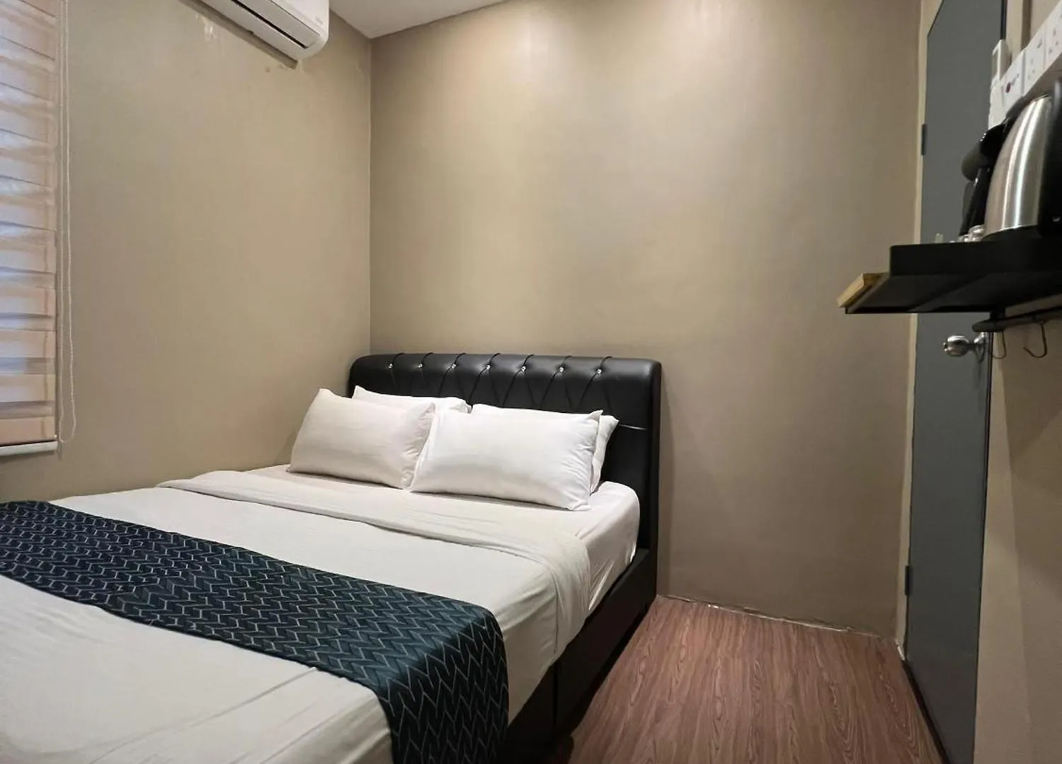 Ghazrin'S Garuda Hotel Johor Bahru